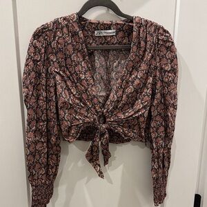 Zara Women's Floral Tie-Front Top